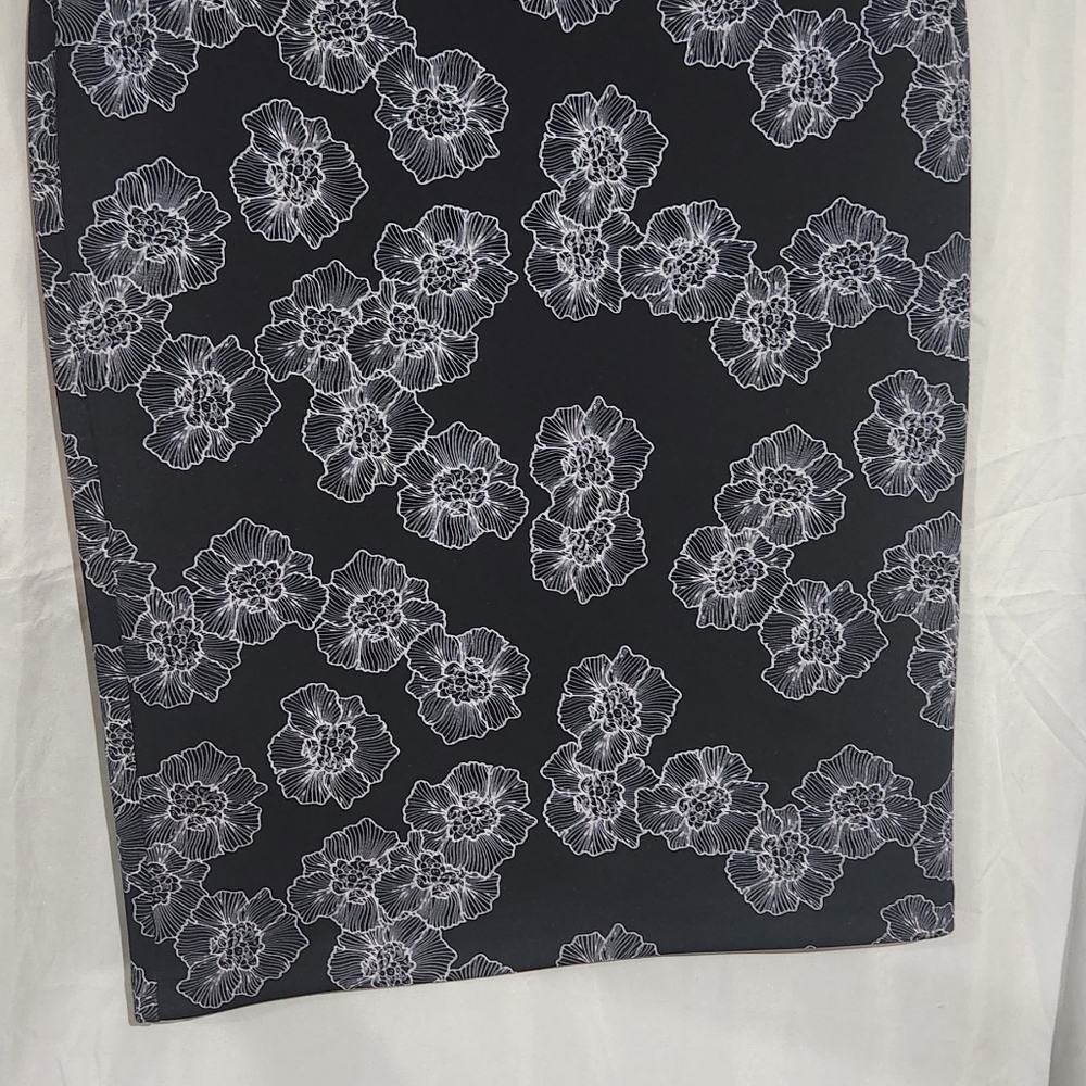 Metaphor Pencil Skirt